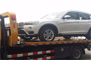 爱辉拖车24小时服务电话